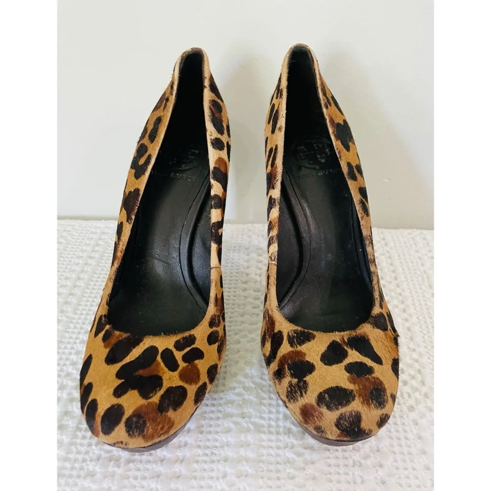 TORY BURCH Leopard Calf Hair Pumps Heels Size 7.5